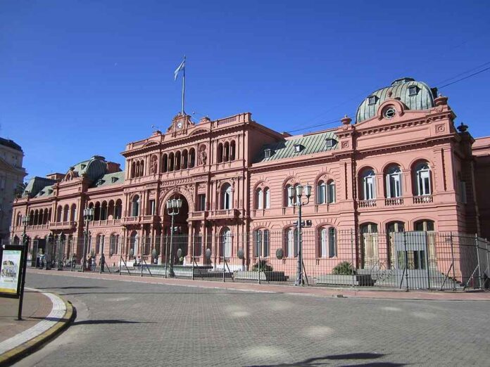 casa_rosada_light
